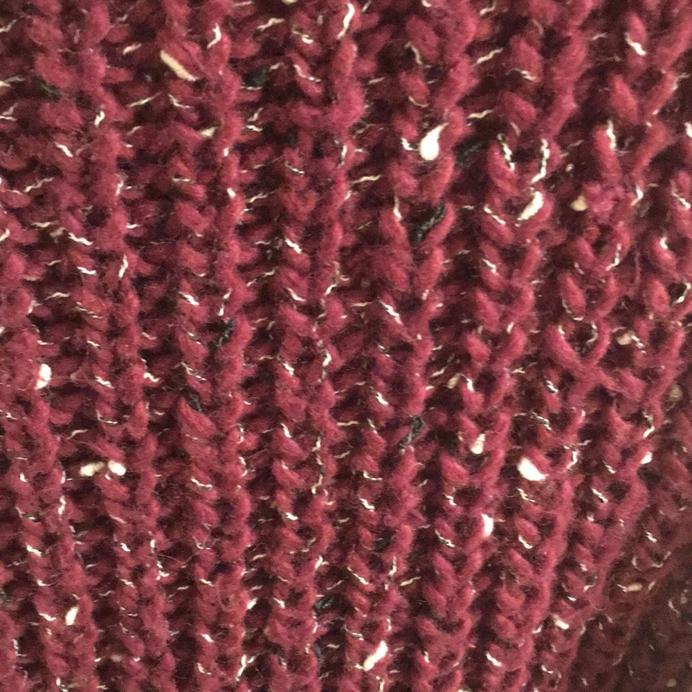 Kensie red sleeveless turtleneck sweater - Picture 2 of 3